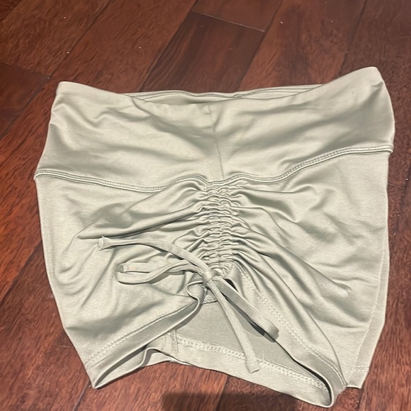 Forever 21 shorts - Picture 2 of 2